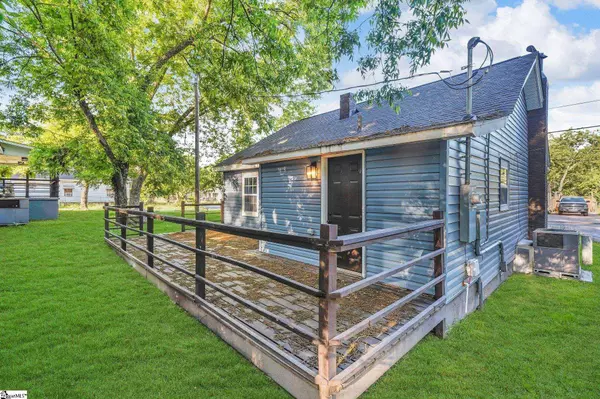 102 McDade Street, Greenville, SC 29611