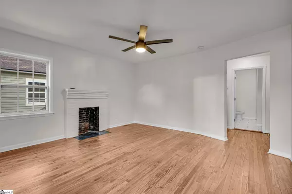 102 McDade Street, Greenville, SC 29611