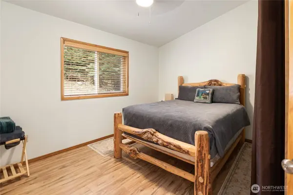 181 Redwood LN, Ronald, WA 98940