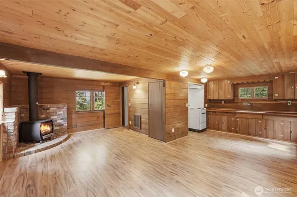 881 Lake Cabins RD, Ronald, WA 98940