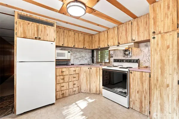 570 W Pacific AVE, Ronald, WA 98940