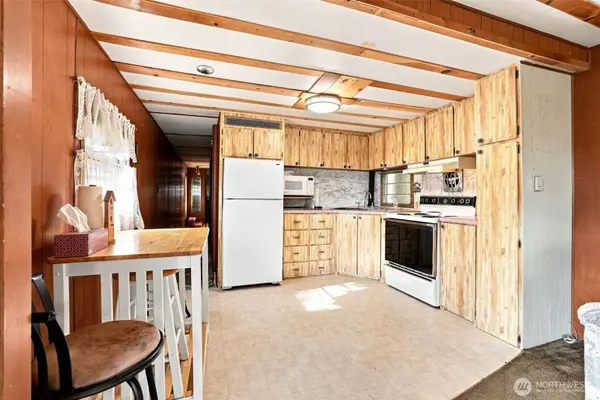570 W Pacific AVE, Ronald, WA 98940