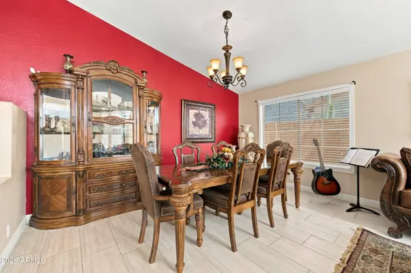 1874 E SAGEBRUSH Street, Gilbert, AZ 85296