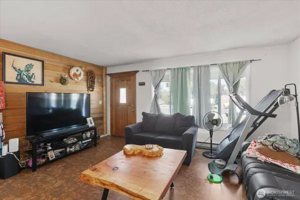 104 Columbia AVE, Marysville, WA 98270