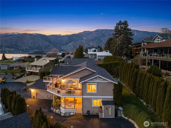 563 Topaz PL, Manson, WA 98831