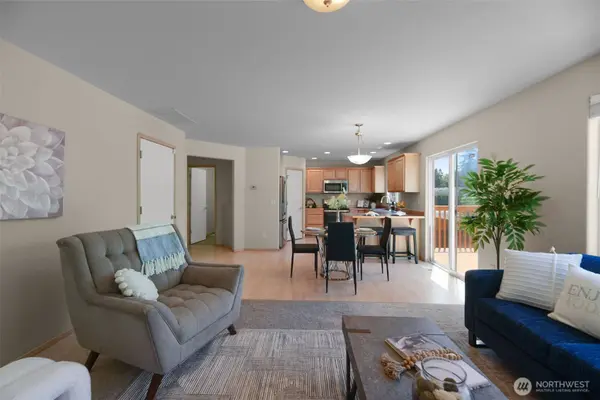 11422 23rd PL W #32, Everett, WA 98204