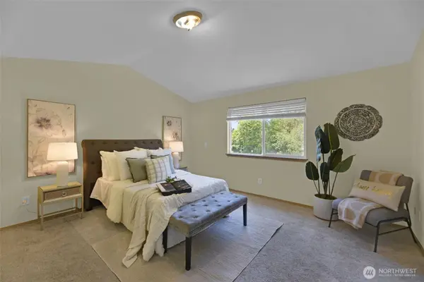11422 23rd PL W #32, Everett, WA 98204