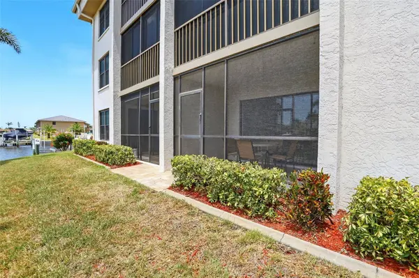 371 COLDEWAY DR #H12, Punta Gorda, FL 33950
