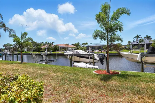 371 COLDEWAY DR #H12, Punta Gorda, FL 33950