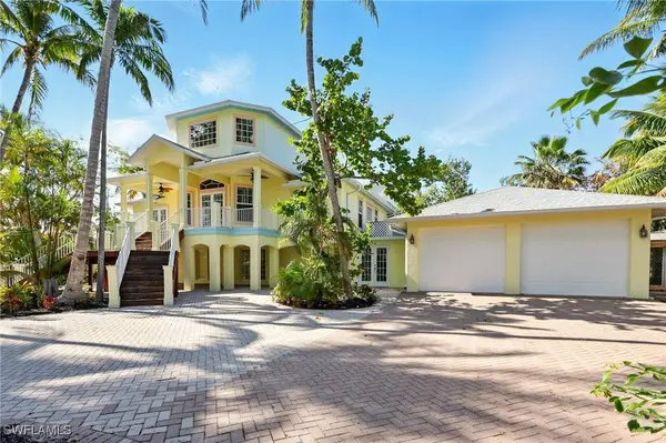 5697 Bay Point RD, Bokeelia, FL 33922