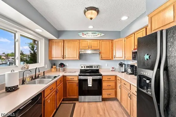 1403 SW 49th ST, Cape Coral, FL 33914