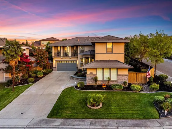 2133 Fenceline DR, Folsom, CA 95630