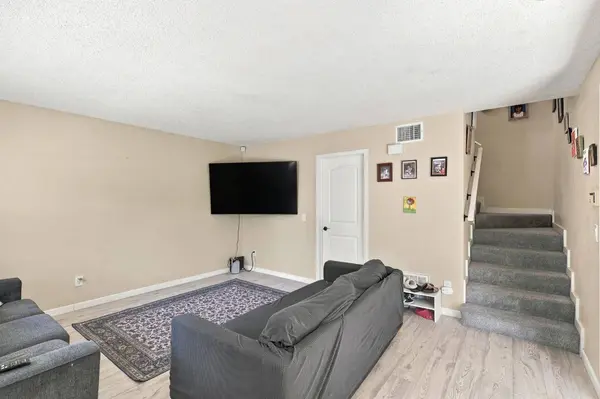 1893 Cherokee DR #2, Salinas, CA 93906