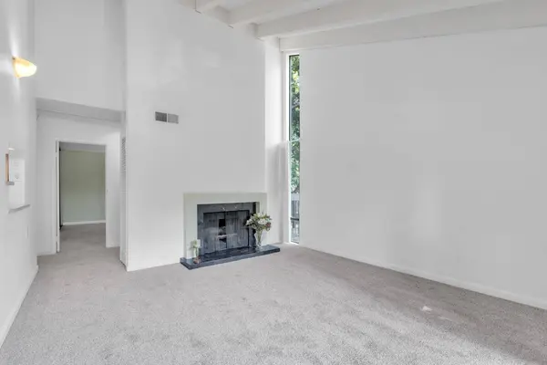 2236 Woodside LN #12, Sacramento, CA 95825