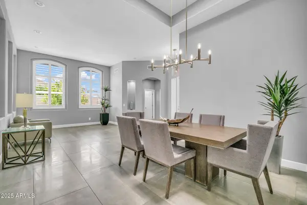 1487 E LAREDO Street, Chandler, AZ 85225