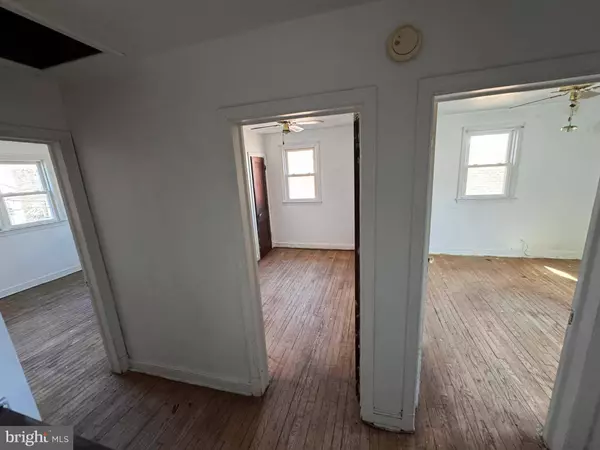 211 49TH ST NE, Washington, DC 20019