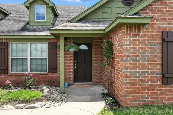 9860 Tall Pine LN, Claremore, OK 74017