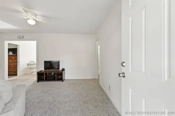 1548 S Oak AVE, Bartlesville, OK 74003