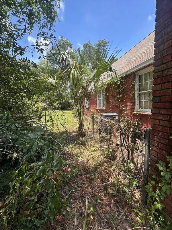 123 N M st., Other, FL 32502