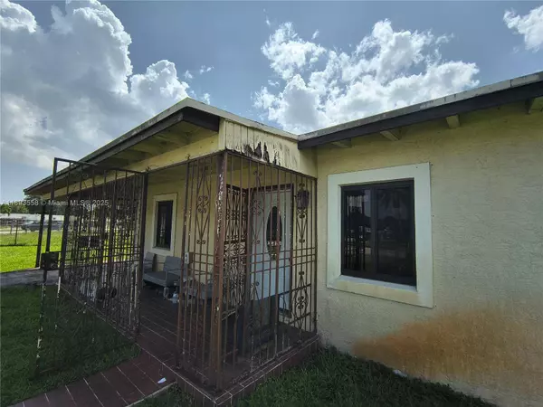 16300 NW 19th Ave, Miami Gardens, FL 33054