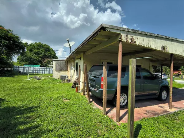 16300 NW 19th Ave, Miami Gardens, FL 33054