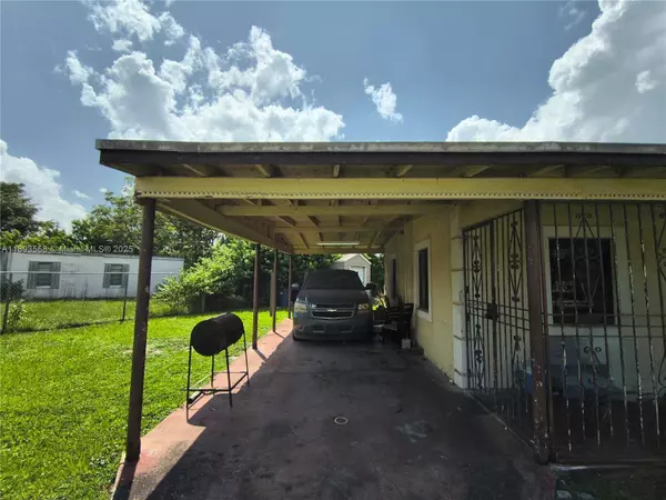 16300 NW 19th Ave, Miami Gardens, FL 33054