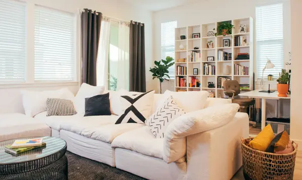 The 10 10 10 Rule for Decluttering Made Easy: Transforming Your Home and Maximizing Value