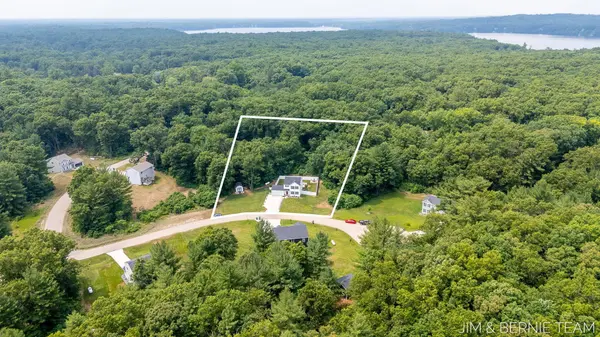 1692 Ryan Woods Court, Allegan, MI 49010