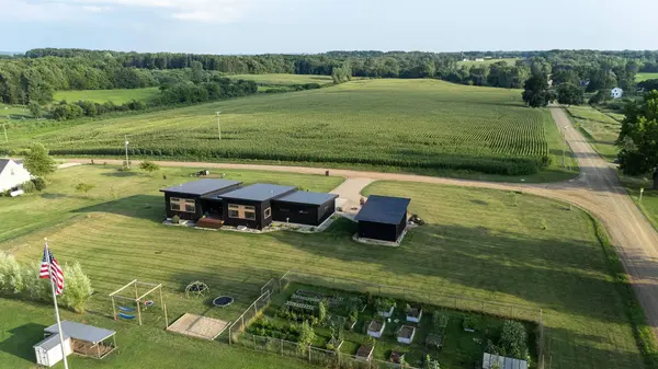 11722 Parmalee Road, Middleville, MI 49333