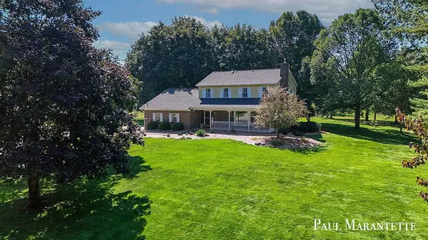 816 Geneva Drive, Wayland, MI 49348