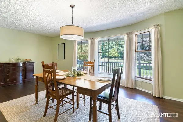 816 Geneva Drive, Wayland, MI 49348