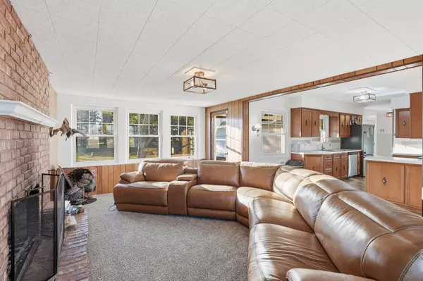 10751 Thompson Road, Freeport, MI 49325