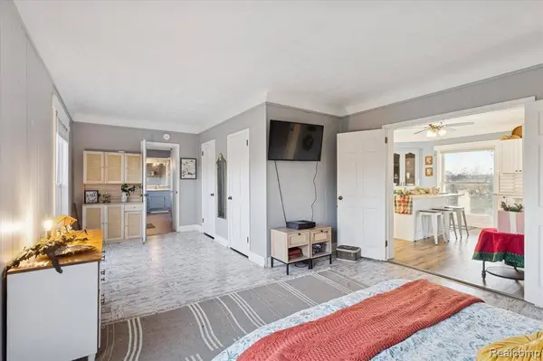 2037 128th Avenue, Hopkins, MI 49328