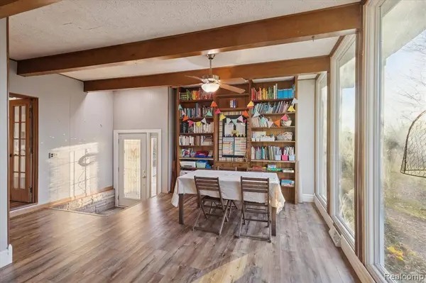 2037 128th Avenue, Hopkins, MI 49328