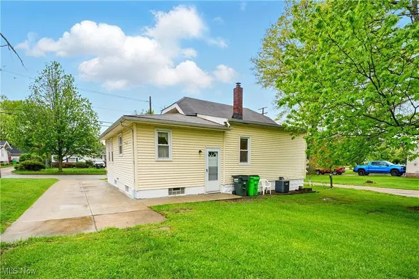 165 Talbot DR, Bedford, OH 44146