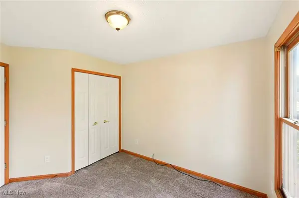 405 Haines ST, Elyria, OH 44035