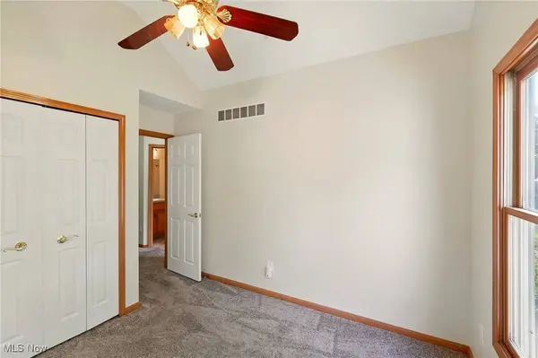 405 Haines ST, Elyria, OH 44035