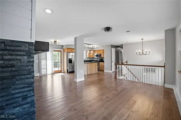 3350 Valley Forge DR, Brunswick, OH 44212