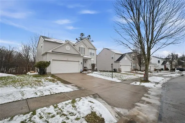 2279 Becket CIR, Stow, OH 44224