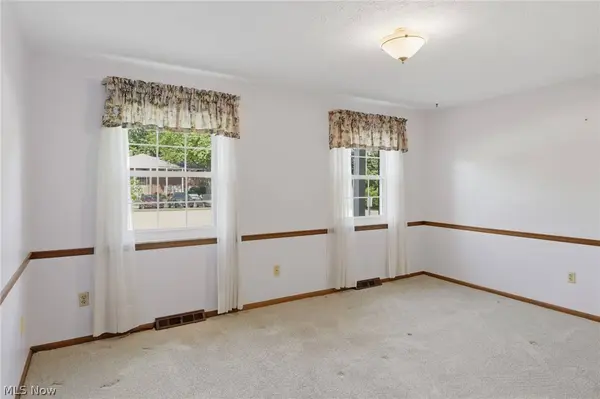 2705 Pease DR, Rocky River, OH 44116