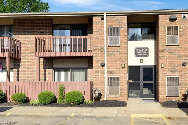 6475 Princeton CT #203, Parma Heights, OH 44130