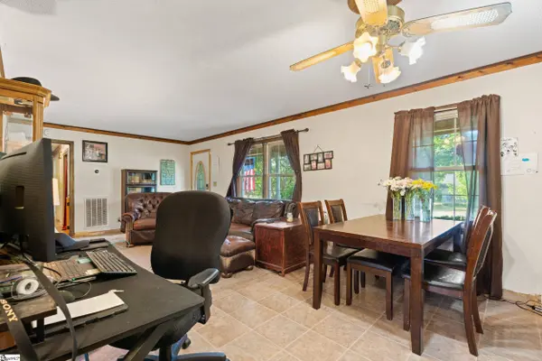 107 Benjamin Avenue, Greer, SC 29651