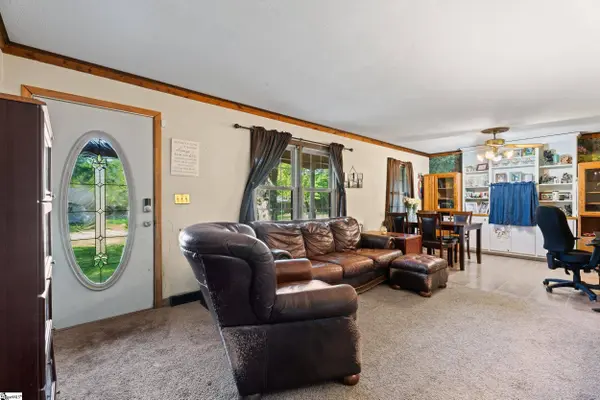 107 Benjamin Avenue, Greer, SC 29651