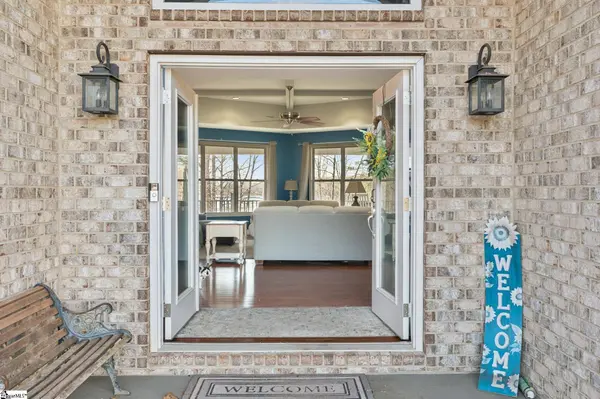 217 Aqua Cove Court, Inman, SC 29349