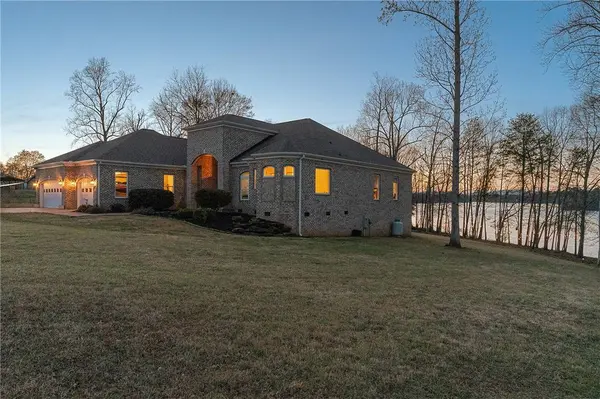 217 Aqua Cove CT, Inman, SC 29349