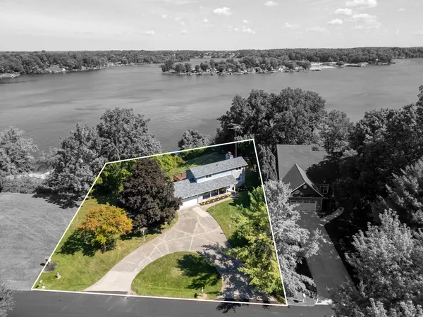 5145 S Stone Dr, Monticello, IN 47960-7643