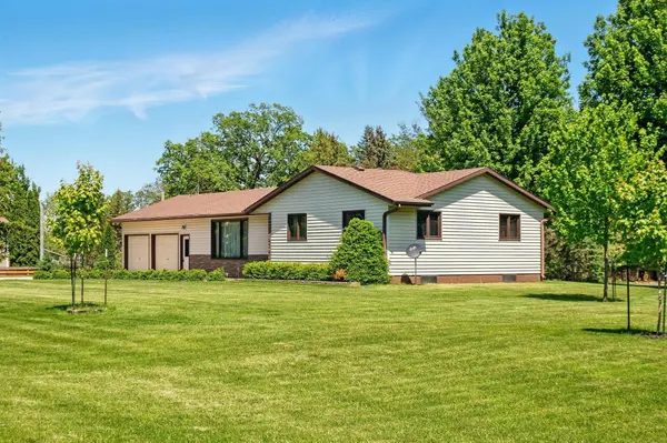 2082 W 170th ST, New Hampton, IA 50659