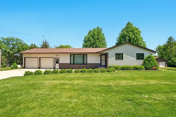 2082 W 170th ST, New Hampton, IA 50659