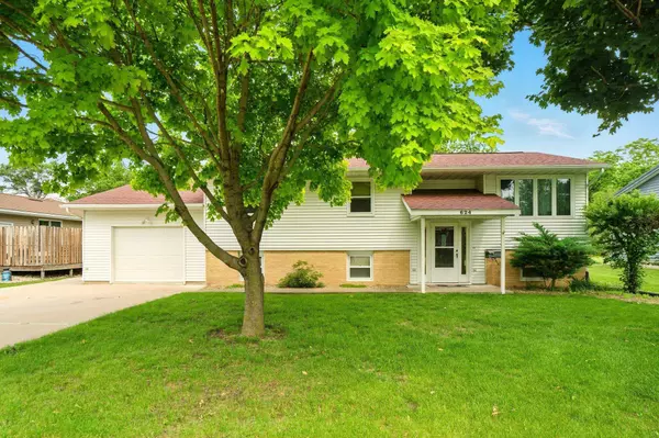 624 W ST, Plainfield, IA 50666