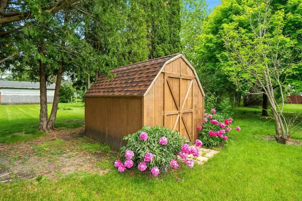 624 W ST, Plainfield, IA 50666